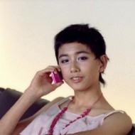 中国の女装子さんの可愛い子からペニクリ見えちゃってるエロ画像